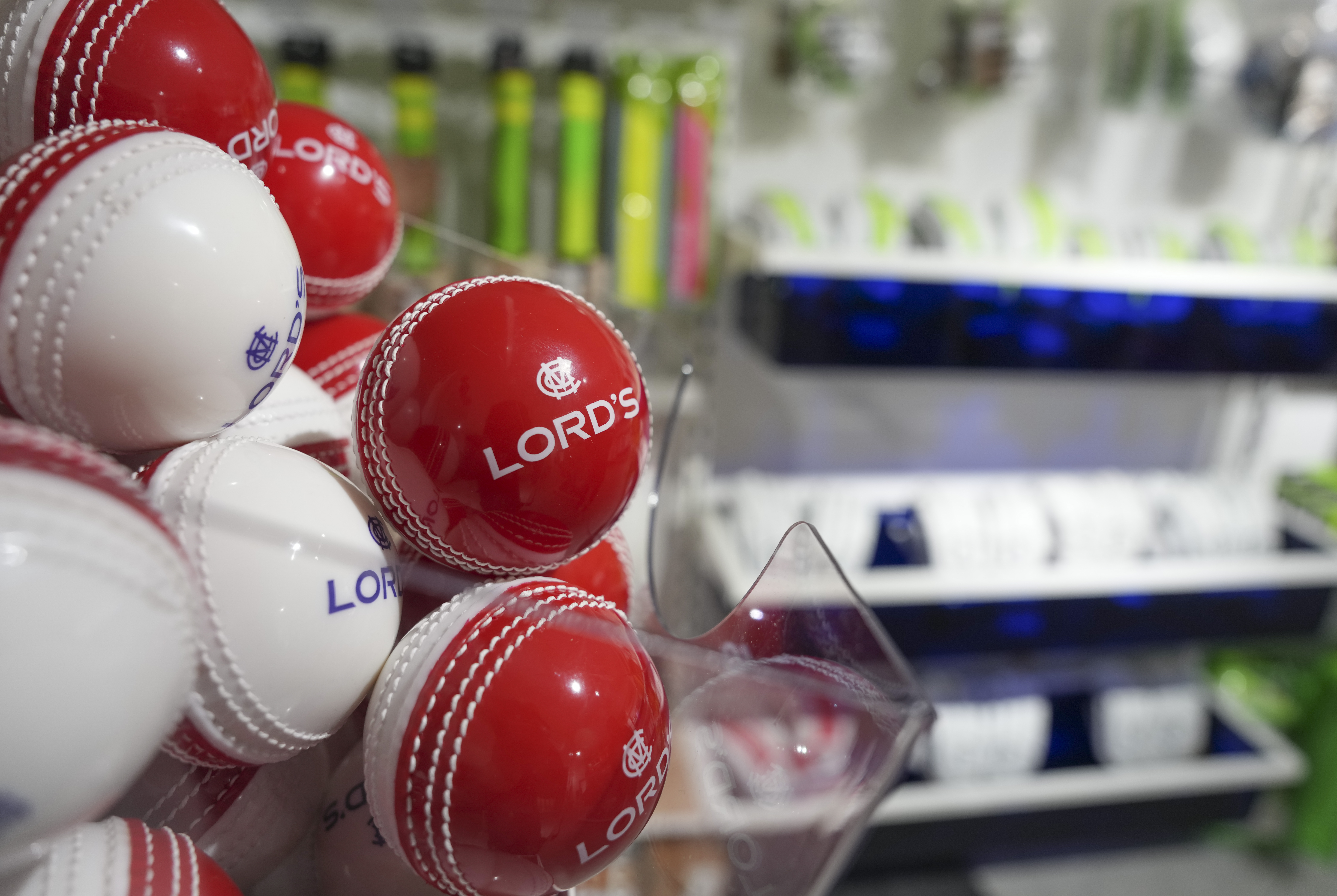 lord's cricket equipment shop