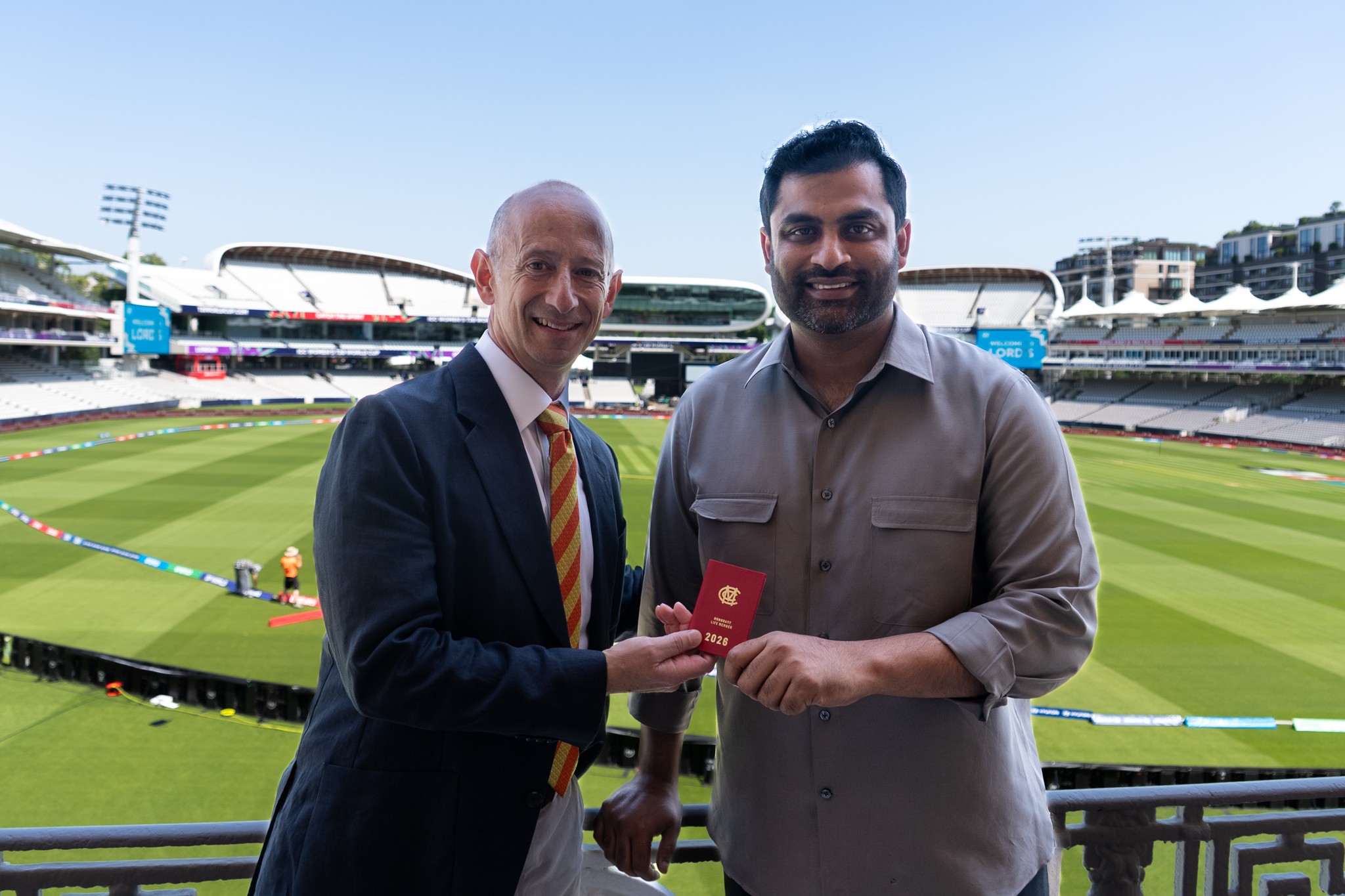 MCC CEO, Rob Lawson, presents Tamim Iqbal with MCC Honorary Life Membership