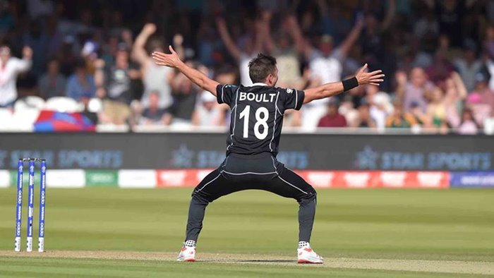 Trent Boult appeals for his hat-trick