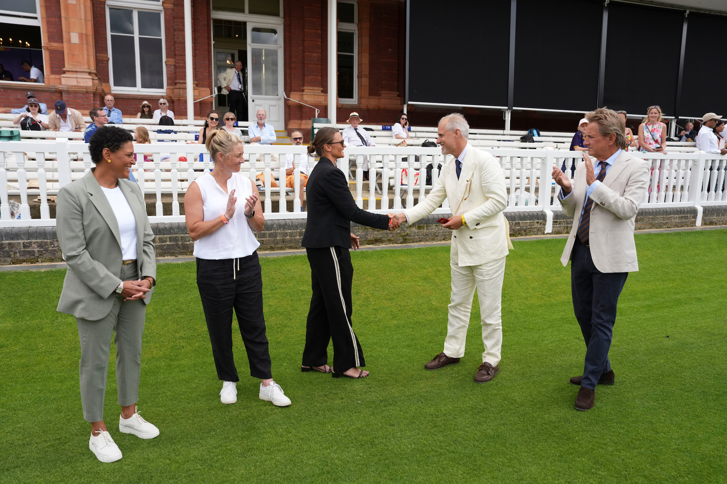 MCC President, Ed Smith, and Chair, Mark Nicholas, award Suzie Bates, Sophie Devine and Mel Jones with MCC Honorary Life Membership